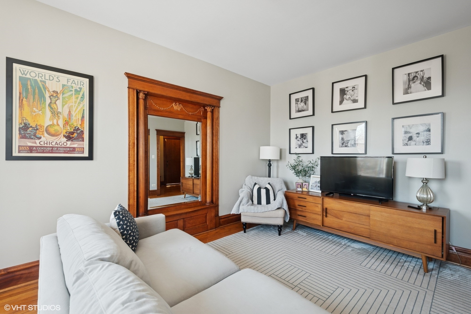 4316 South Vincennes Avenue, Unit 3S Chicago, IL 60653 - Photo 3 of 15