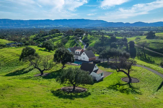 $2,875,000 | 3030 Calle Bonita, Santa Ynez, CA 93460
