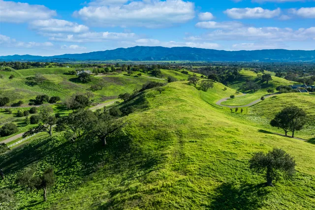 $2,875,000 | 3030 Calle Bonita, Santa Ynez, CA 93460