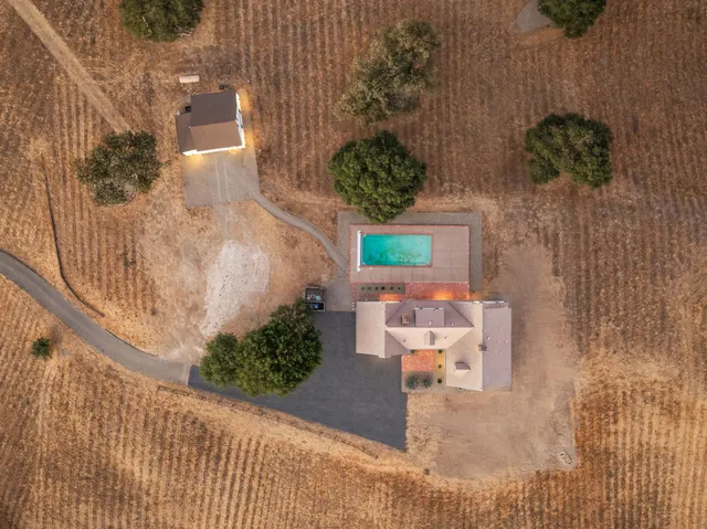 $2,875,000 | 3030 Calle Bonita, Santa Ynez, CA 93460
