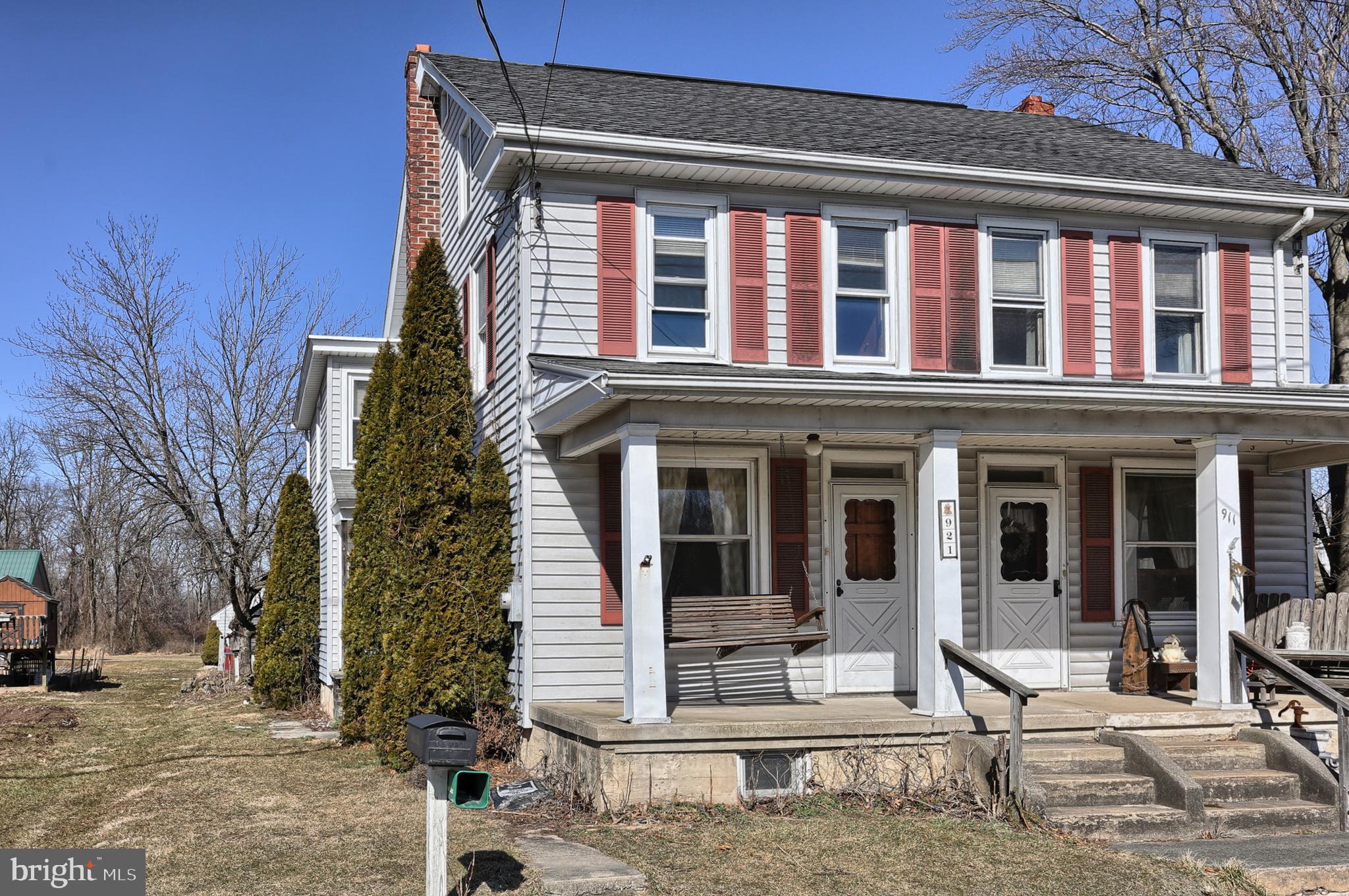 921 Turnpike Road Elizabethtown, PA 17022 - Photo 2 of 31 Gallery Image 2