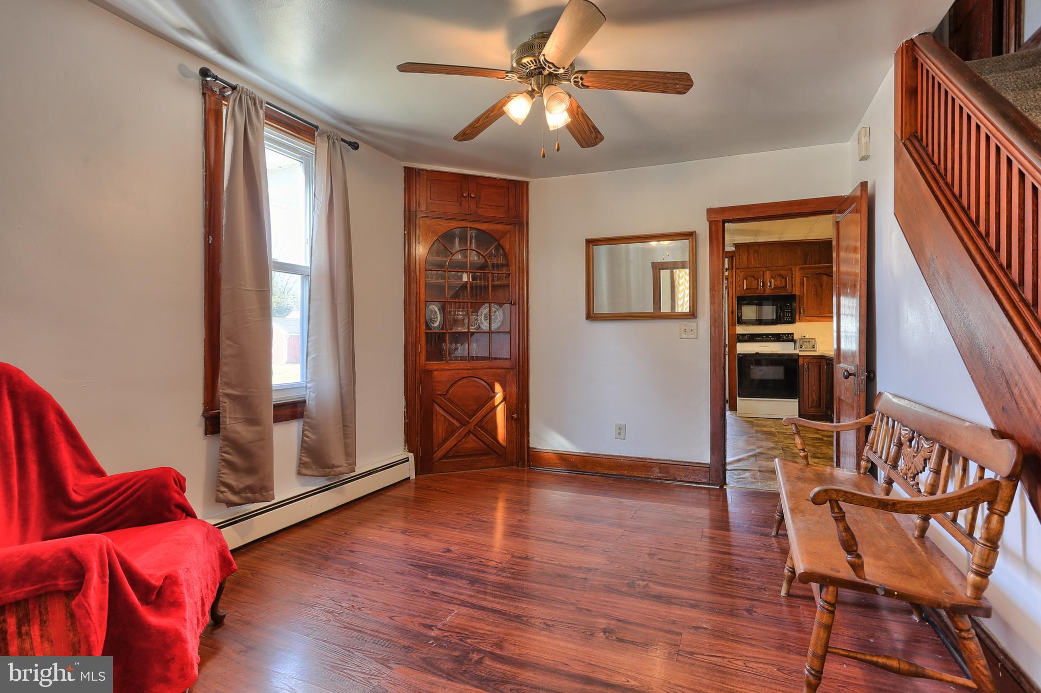 921 Turnpike Road Elizabethtown, PA 17022 - Photo 11 of 31 Built In Corner Hutch