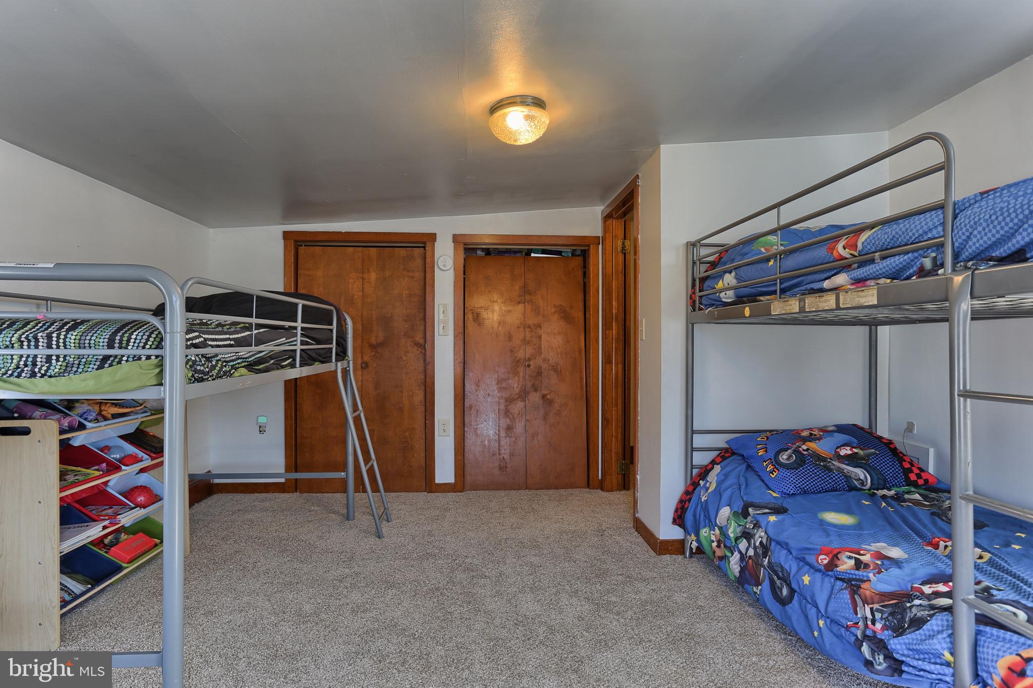 921 Turnpike Road Elizabethtown, PA 17022 - Photo 17 of 31 Bedroom 1