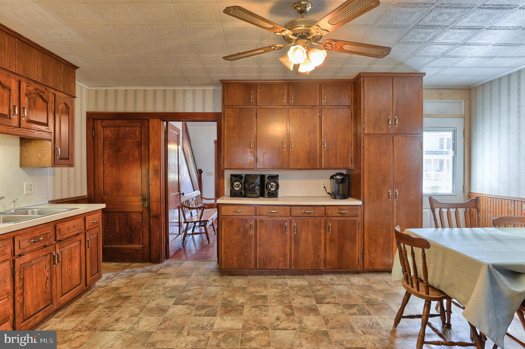 921 Turnpike Road Elizabethtown, PA 17022 - Photo 8 of 31 Gallery Image 8