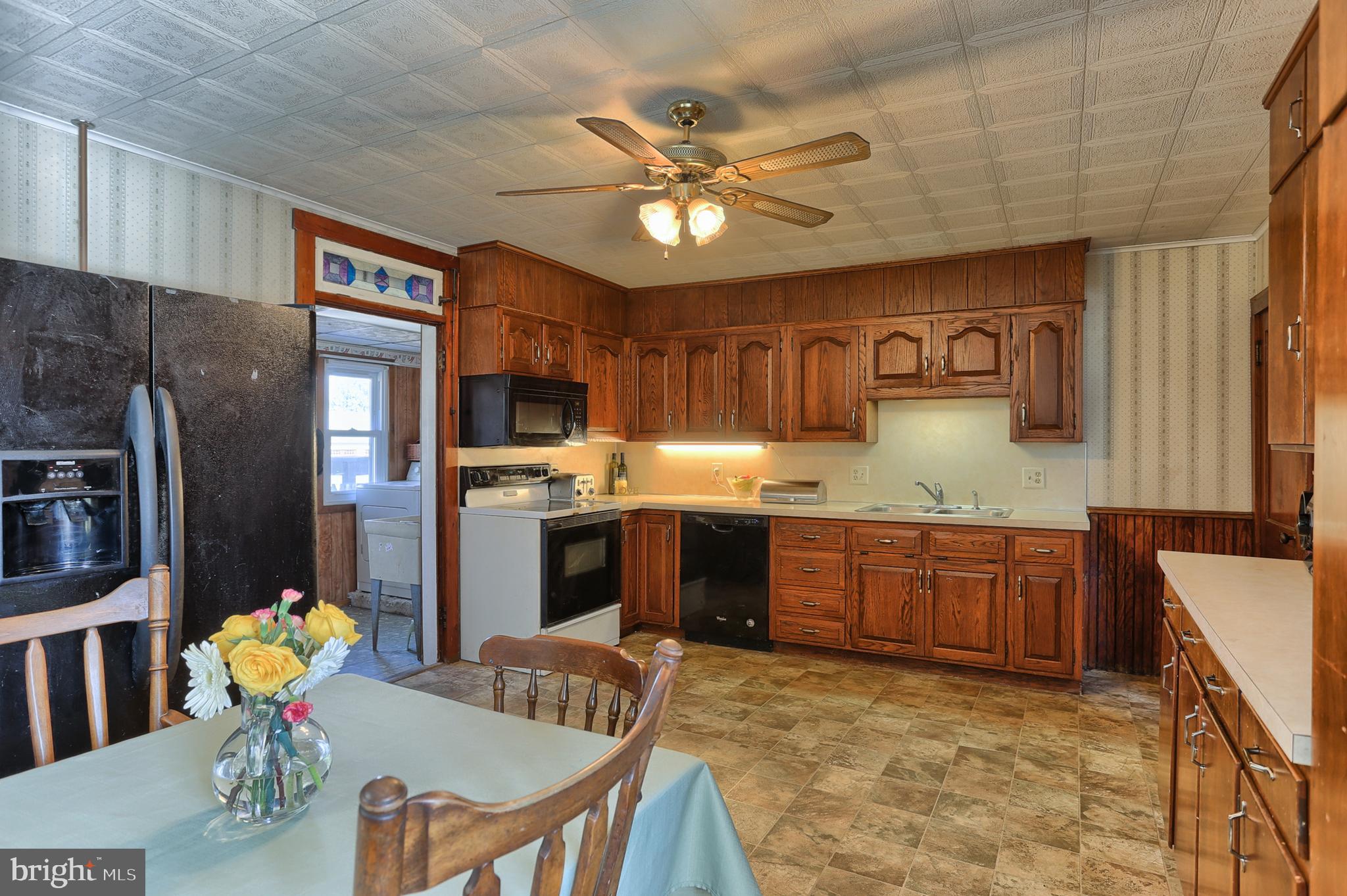 921 Turnpike Road Elizabethtown, PA 17022 - Photo 10 of 31 Gallery Image 10