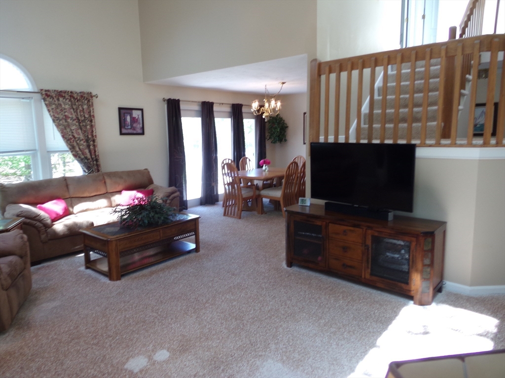 13 Spring Lane, Unit 13 Norton, MA 02766 - Photo 4 of 30 Gallery Image 4