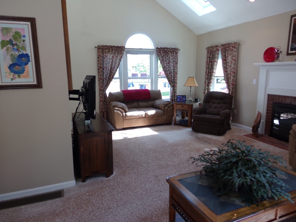 13 Spring Lane, Unit 13 Norton, MA 02766 - Photo 7 of 30 Gallery Image 7