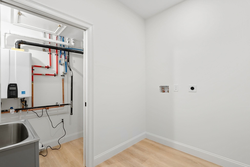 27 Shepard Street, Unit 3 Boston, MA 02135 - Photo 30 of 33