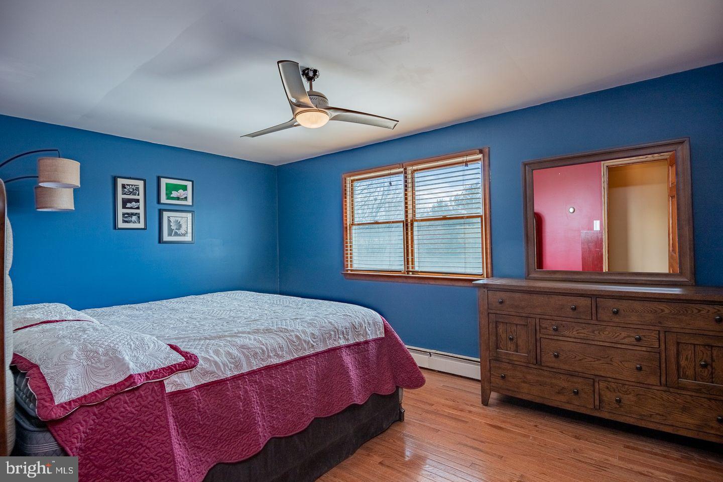 442 Ridge Avenue Atglen, PA 19310 - Photo 15 of 23 Master bedroom