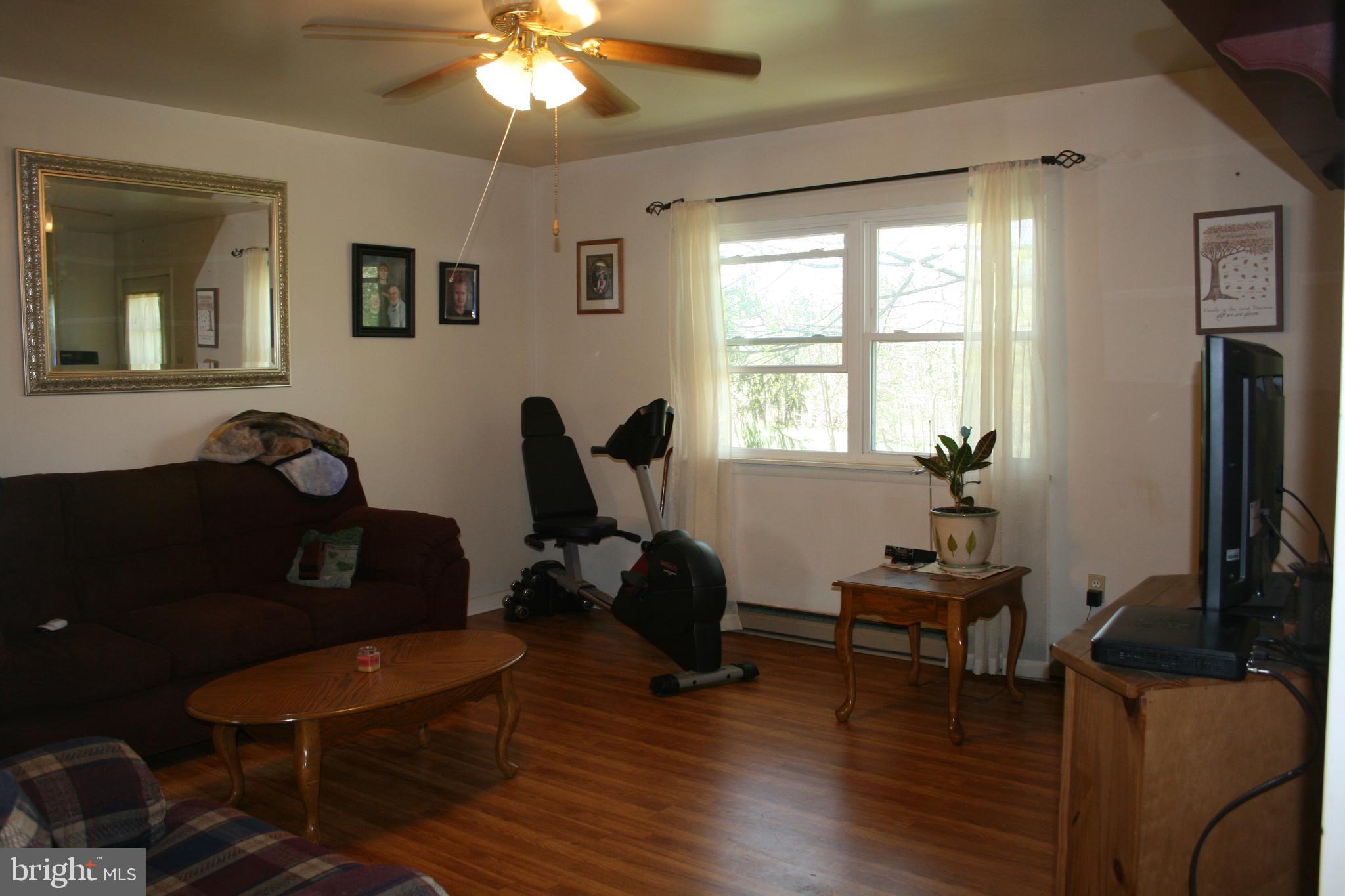 1601 Fairmount Road Hampstead, MD 21074 - Photo 7 of 19