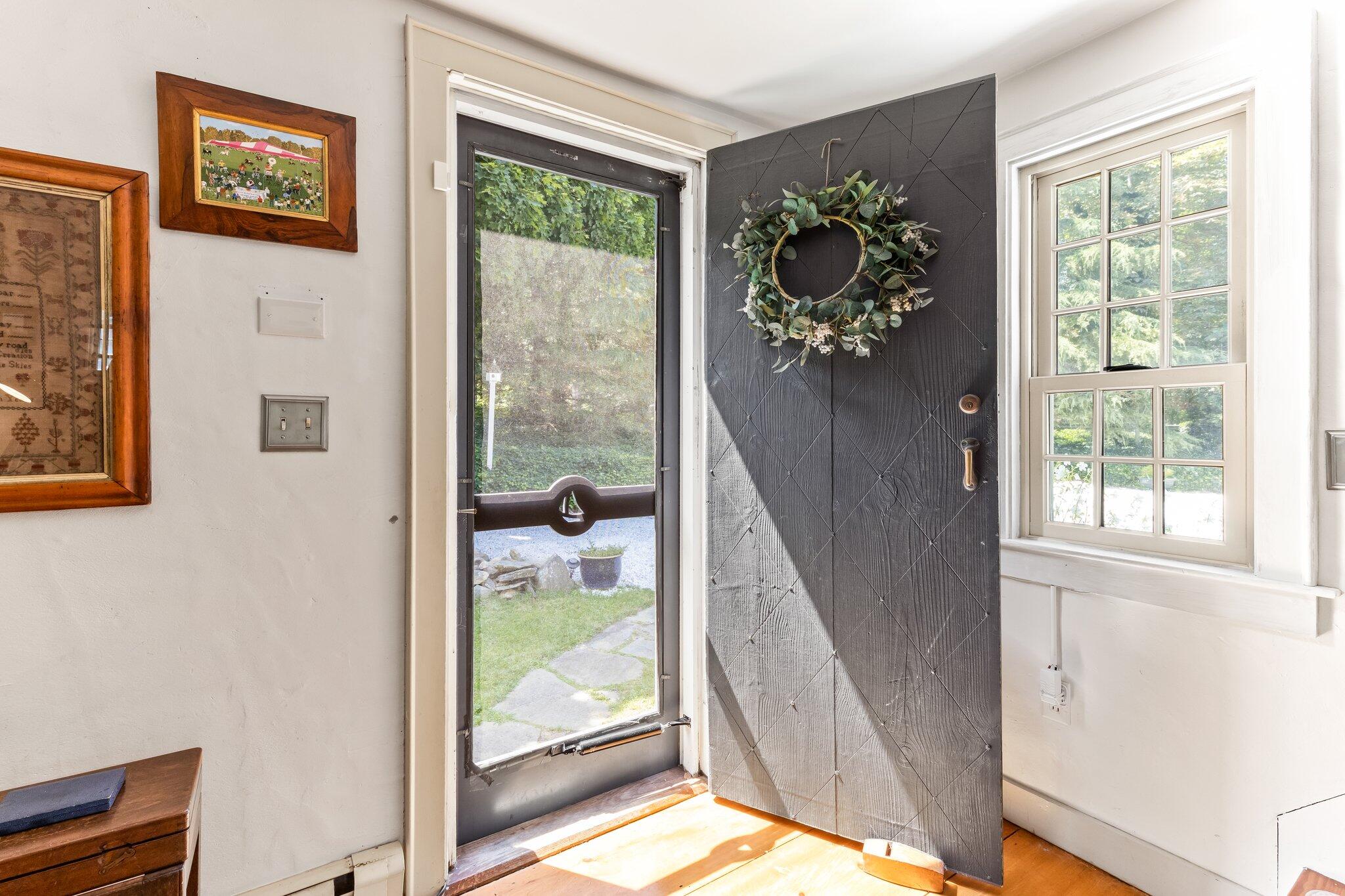 539 South Orleans Road Orleans, MA 02653 - Photo 5 of 55 Front Entrance