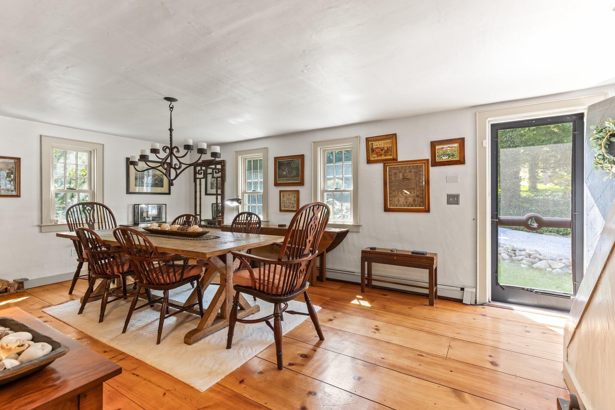539 South Orleans Road Orleans, MA 02653 - Photo 6 of 55 Dining