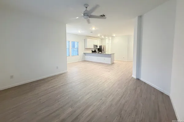 $2,095 | 31927 Native Sun Road, Bulverde, TX 78163