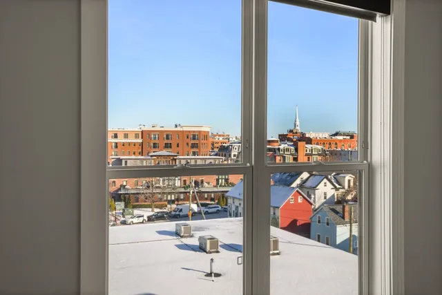 $3,200 | 99 Foundry Place, Unit 412, Portsmouth, NH 03801