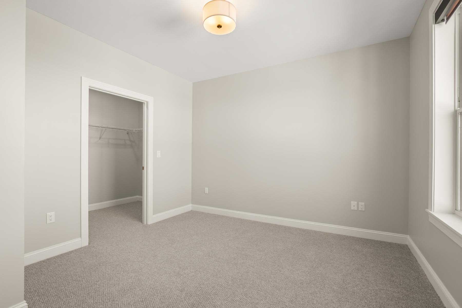 99 Foundry Place, Unit 412 Portsmouth, NH 03801 - Photo 16 of 31