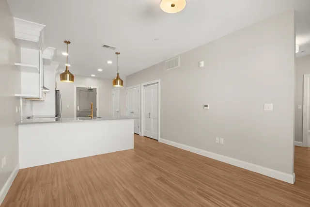 $3,200 | 99 Foundry Place, Unit 412, Portsmouth, NH 03801