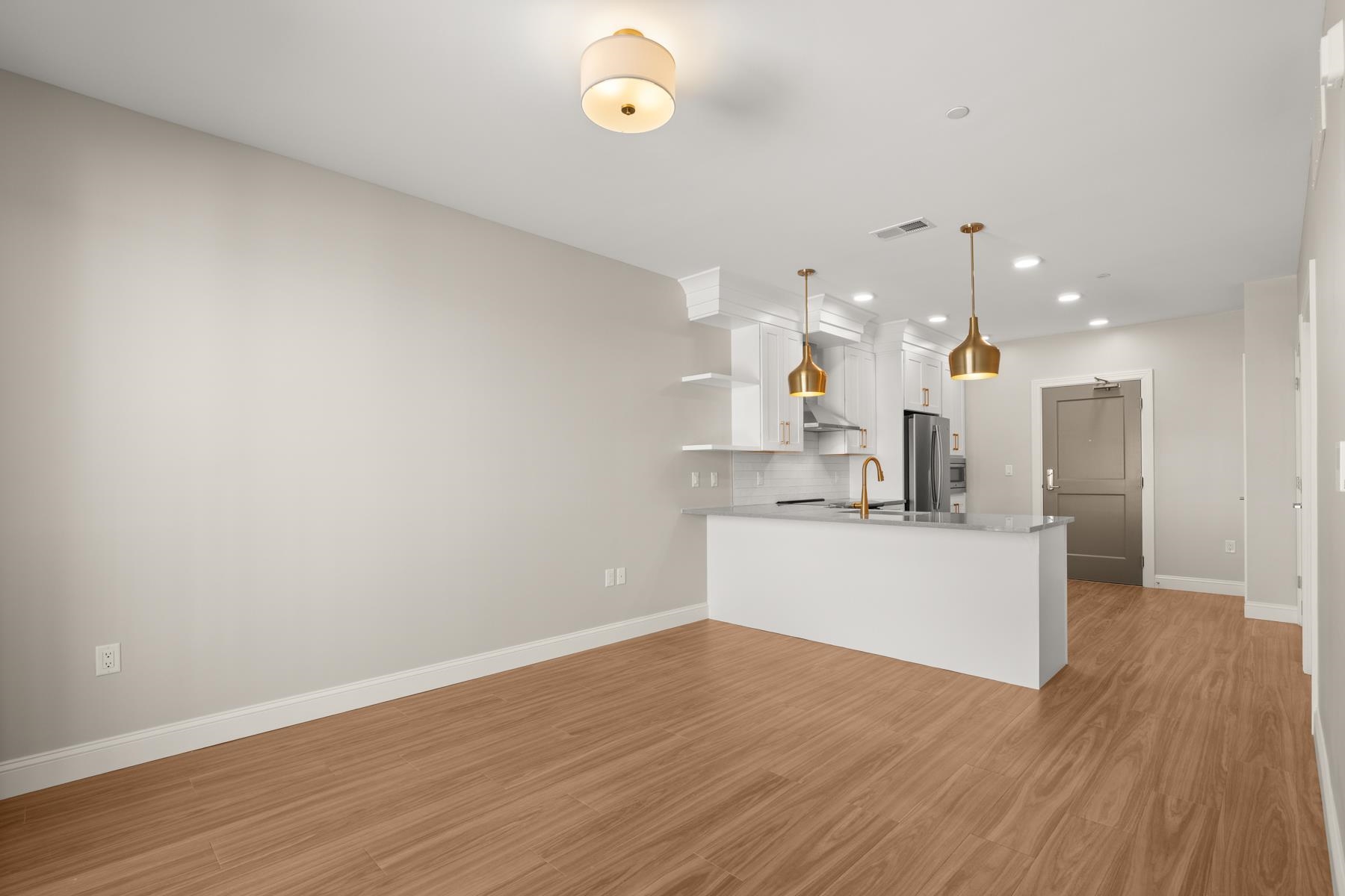 99 Foundry Place, Unit 412 Portsmouth, NH 03801 - Photo 8 of 31