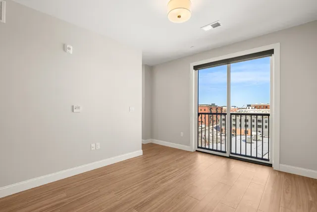 $3,200 | 99 Foundry Place, Unit 412, Portsmouth, NH 03801