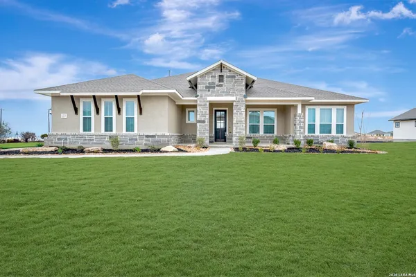 $598,089 | 272 Christian, Castroville, TX 78009