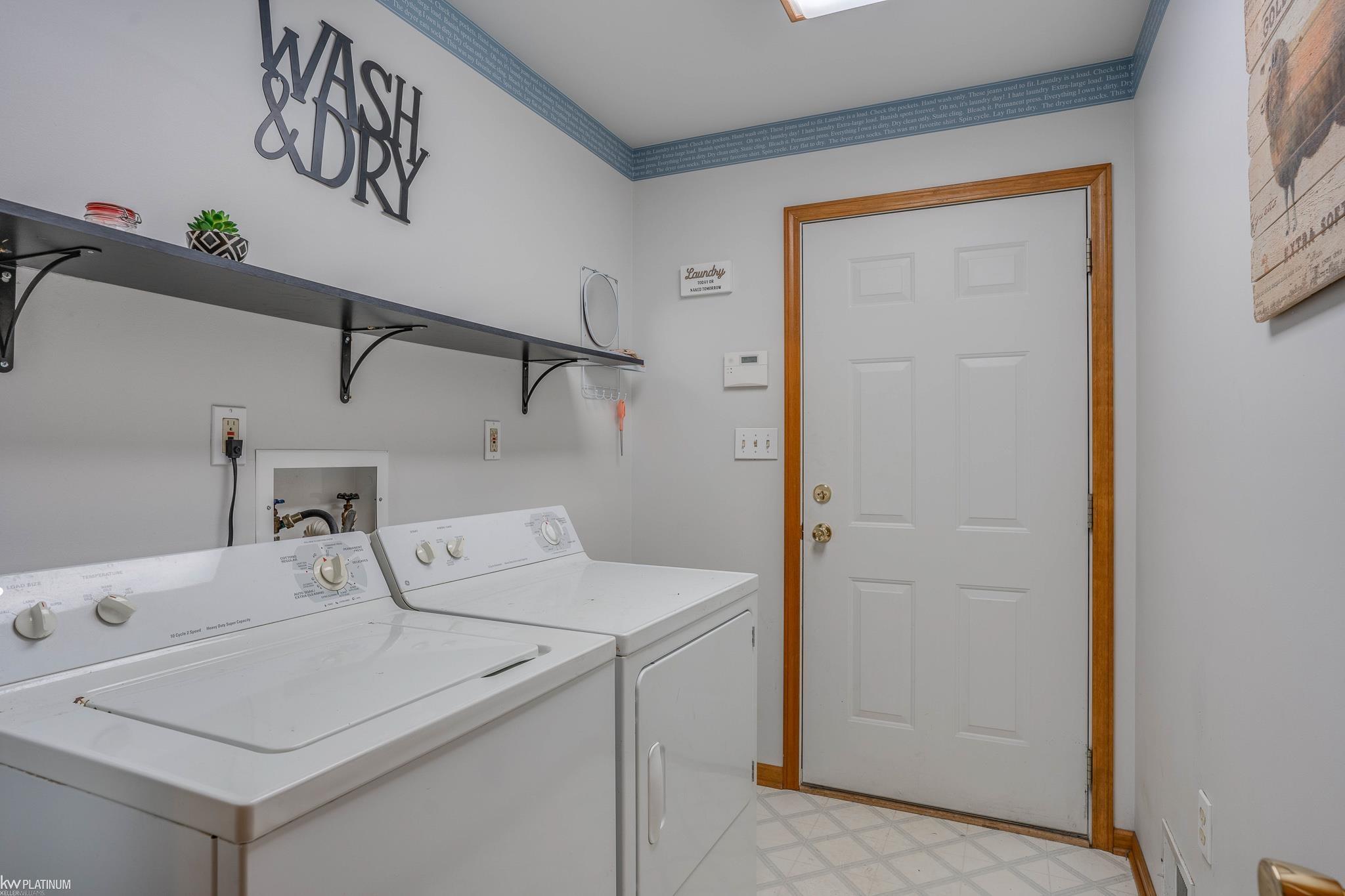 7144 Hewitt Road Jeddo, MI 48032 - Photo 16 of 38