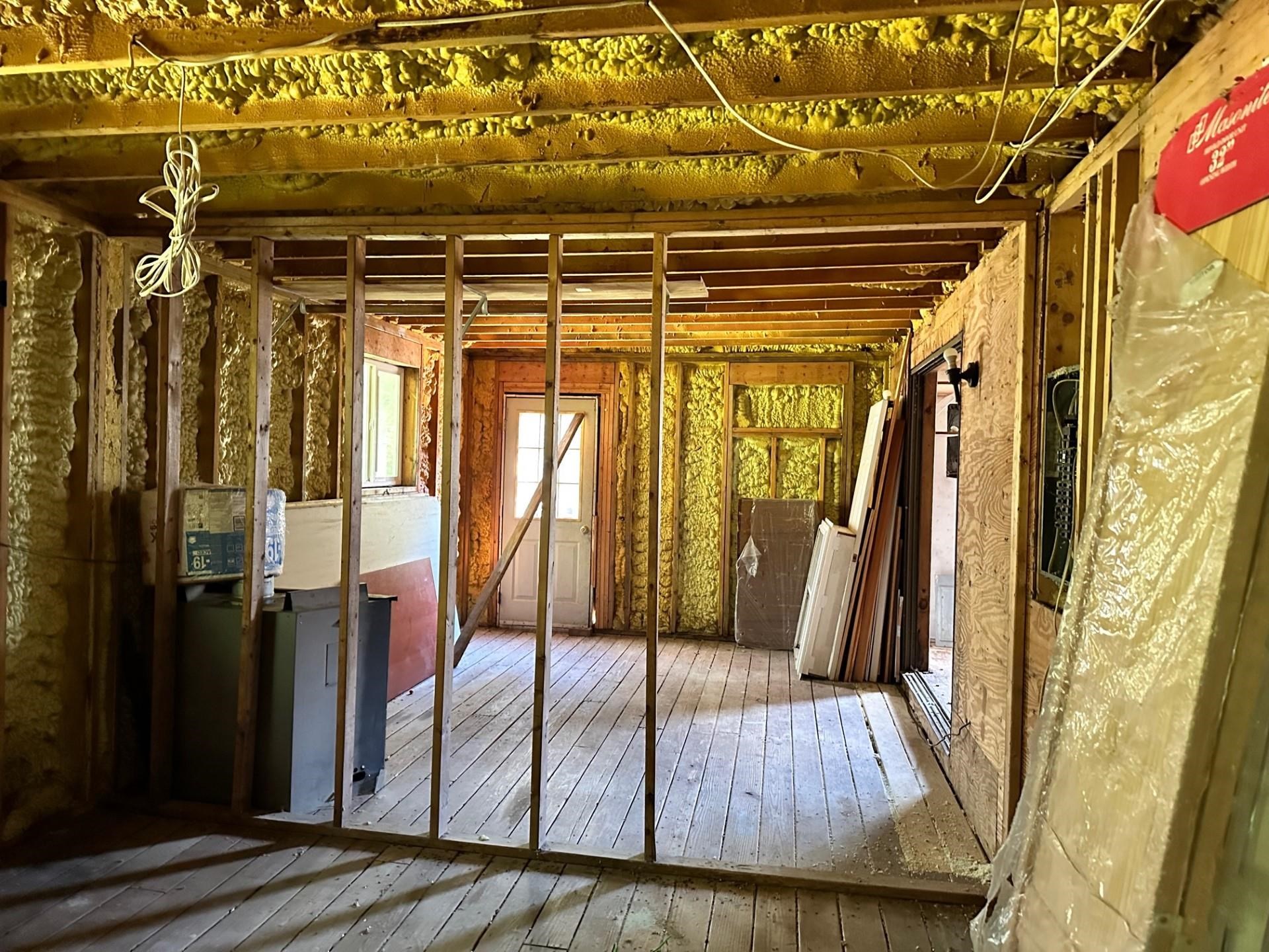 44 Mast Road Epping, NH 03042 - Photo 8 of 18