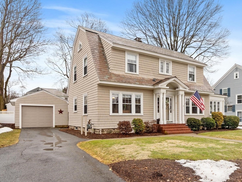17 Carisbrooke Street Andover, MA 01810 - Photo 1 of 37