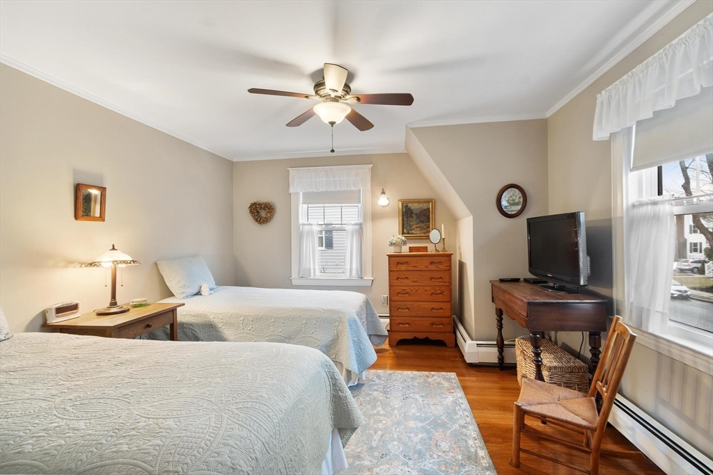 17 Carisbrooke Street Andover, MA 01810 - Photo 20 of 37