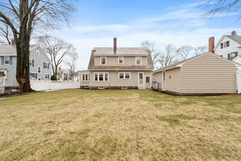 17 Carisbrooke Street Andover, MA 01810 - Photo 29 of 37