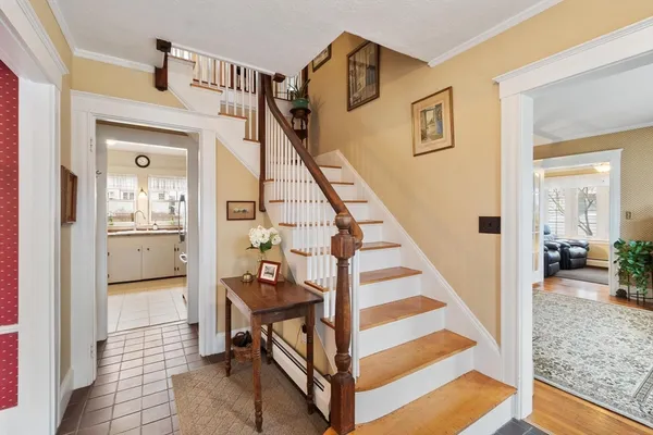 $889,000 | 17 Carisbrooke Street, Andover, MA 01810