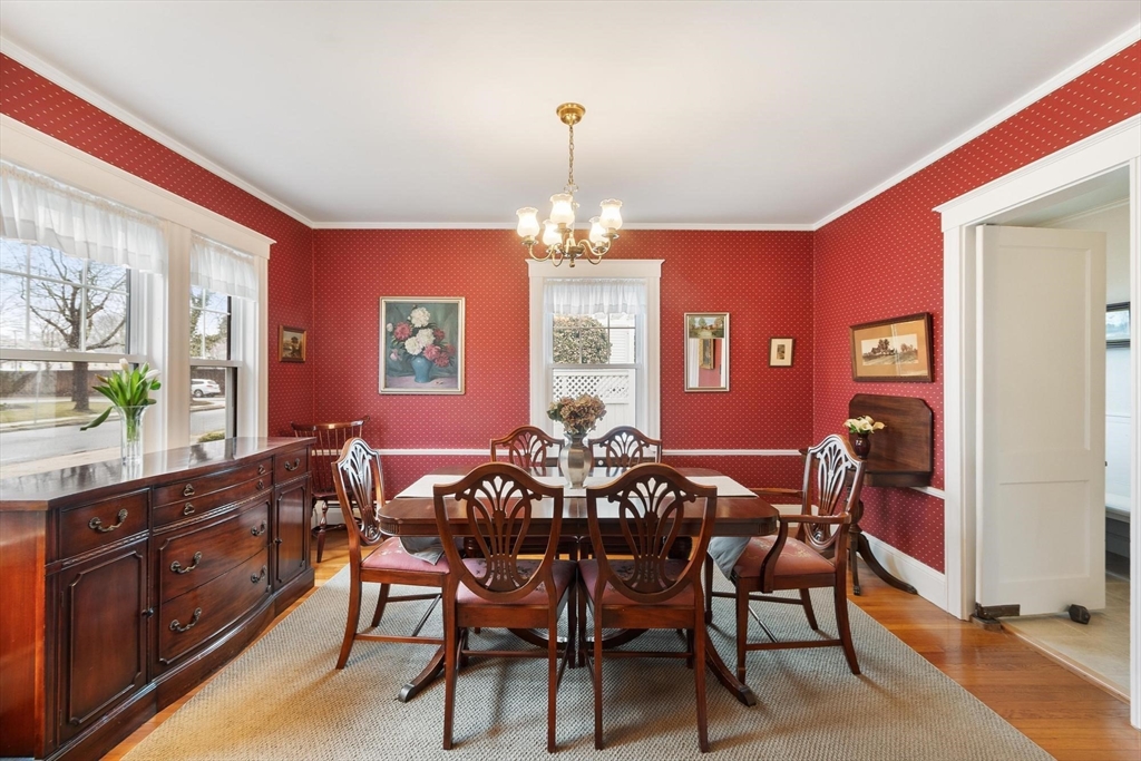 17 Carisbrooke Street Andover, MA 01810 - Photo 10 of 37