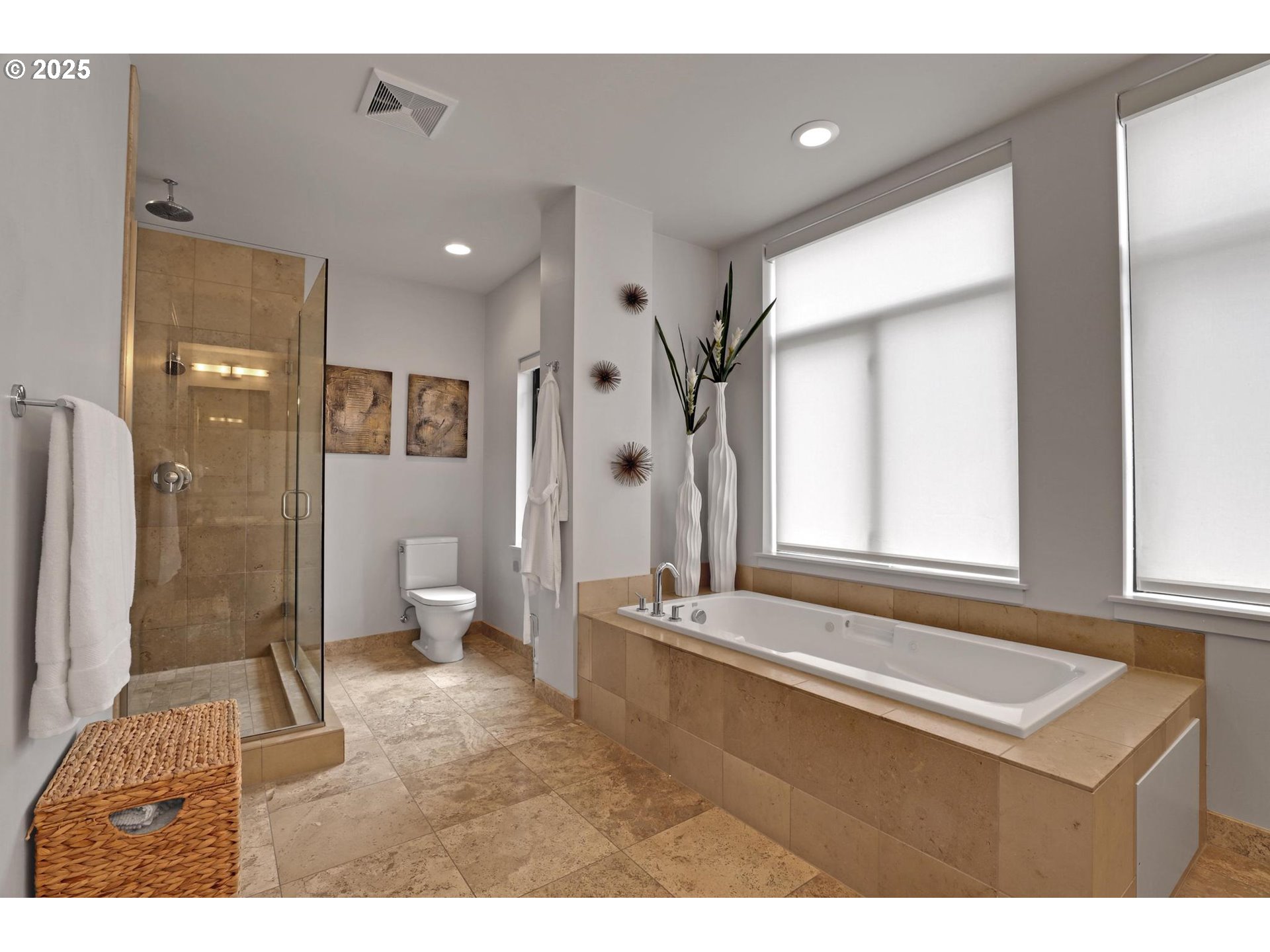 1746 Northwest Riverscape Street Portland, OR 97209 - Photo 19 of 36 Gallery Image 19