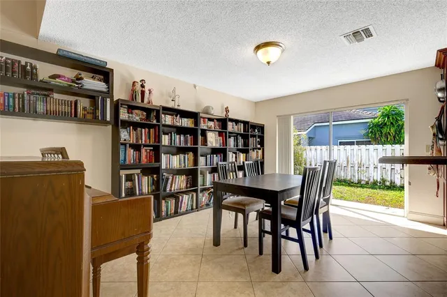 $639,999 | 9963 Northwest 2nd Court, Plantation, FL 33324