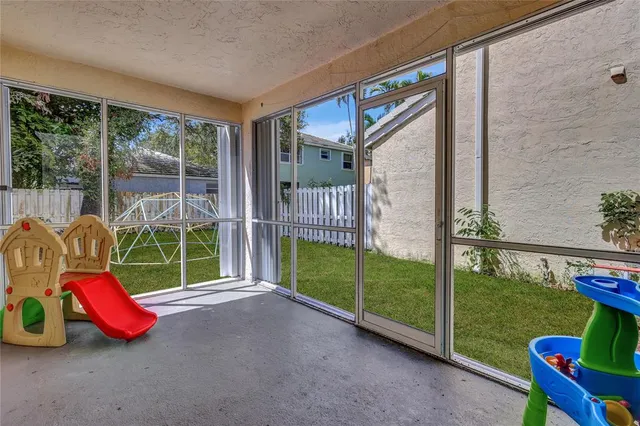 $639,999 | 9963 Northwest 2nd Court, Plantation, FL 33324