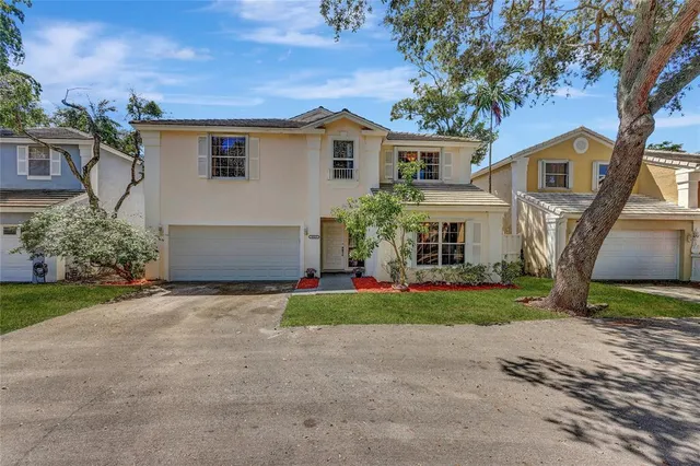$639,999 | 9963 Northwest 2nd Court, Plantation, FL 33324