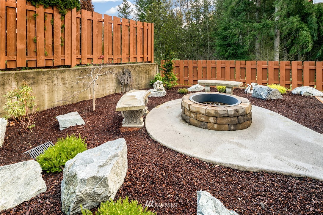 27965 Maple Ridge Way Southeast Maple Valley, WA 98038 - Photo 22 of 25