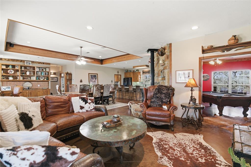 4412 Holbrook Road Springtown, TX 76082 - Photo 13 of 40