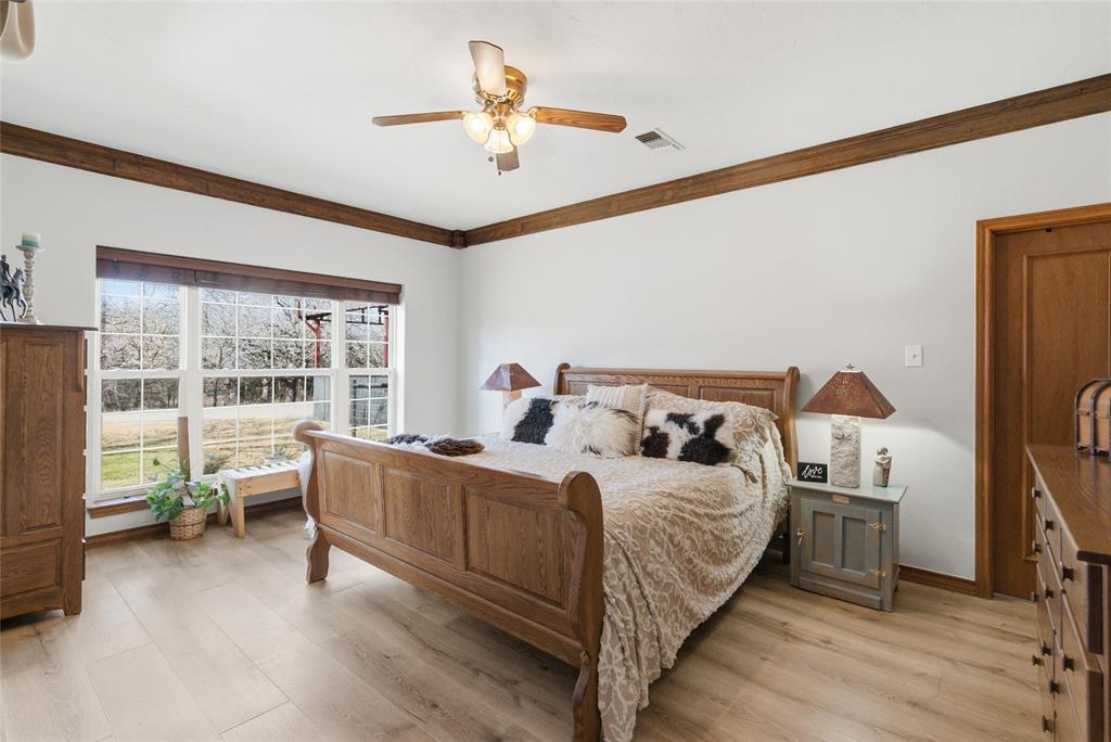 4412 Holbrook Road Springtown, TX 76082 - Photo 17 of 40