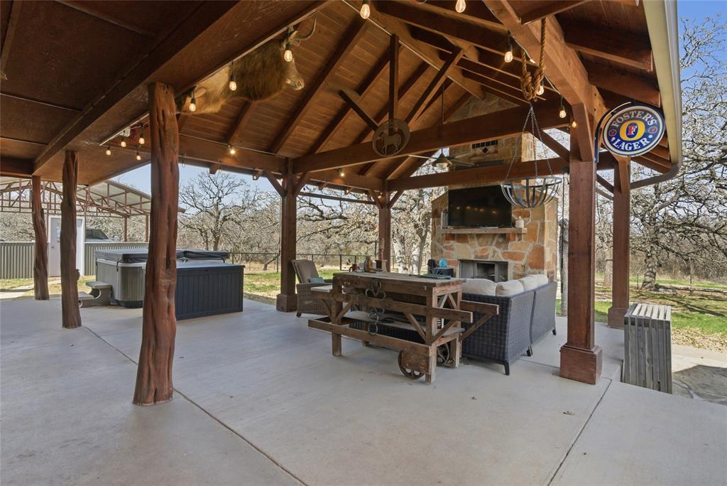 4412 Holbrook Road Springtown, TX 76082 - Photo 26 of 40