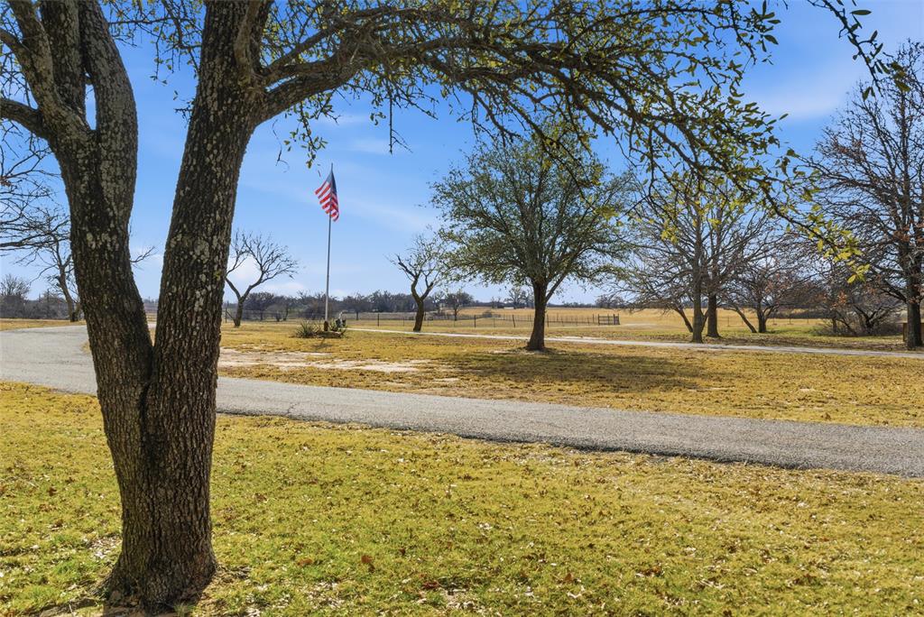 4412 Holbrook Road Springtown, TX 76082 - Photo 30 of 40
