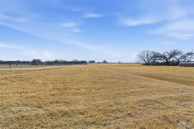 $1,350,000 | 4412 Holbrook Road, Springtown, TX 76082