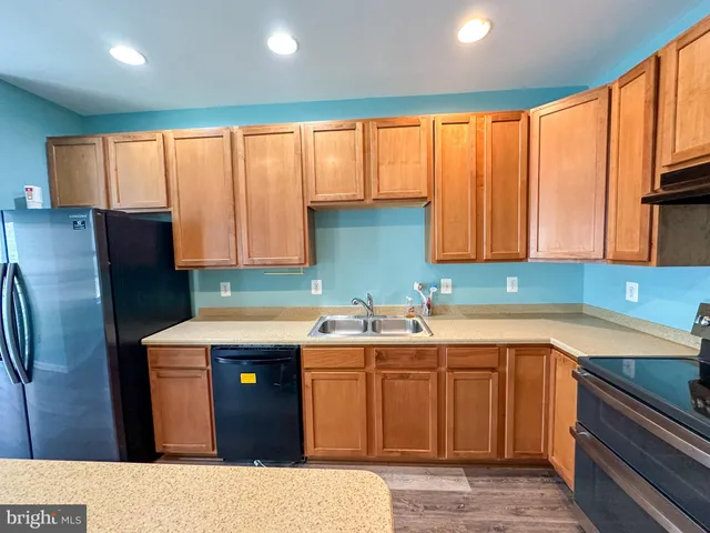 $2,350 | 46055 Gooseneck Drive, Lexington Park, MD 20653