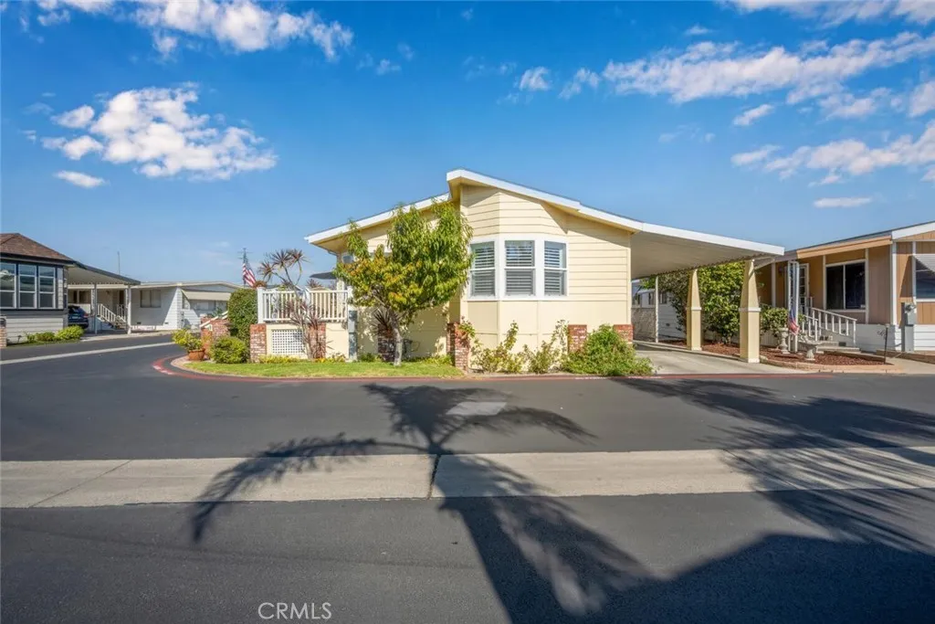 16222 Monterey Lane, Unit 371 Huntington Beach, CA 92649 - Photo 1 of 70