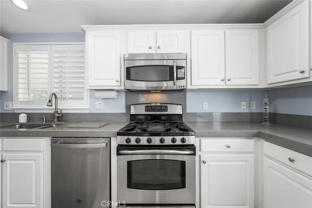 16222 Monterey Lane, Unit 371 Huntington Beach, CA 92649 - Photo 13 of 70