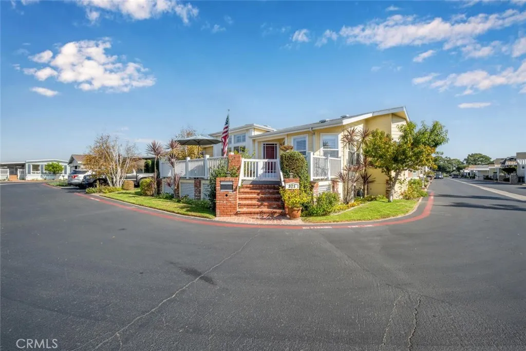 16222 Monterey Lane, Unit 371 Huntington Beach, CA 92649 - Photo 2 of 70