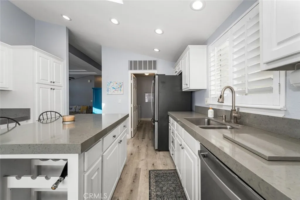 16222 Monterey Lane, Unit 371 Huntington Beach, CA 92649 - Photo 10 of 70