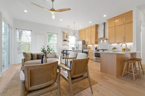 $589,000 | 1120 B 38th Avenue North, Nashville, TN 37209