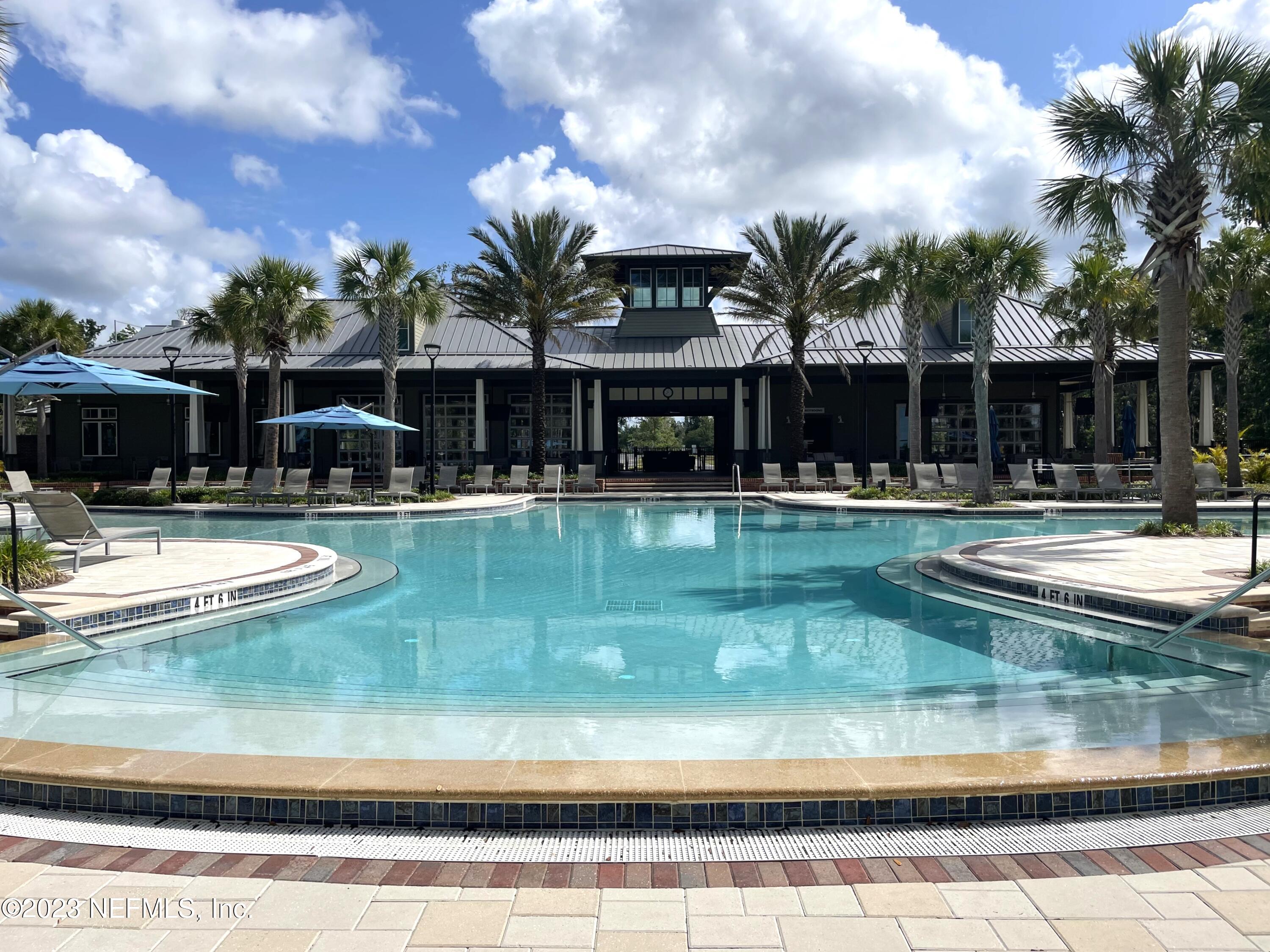 RiverClub Pool