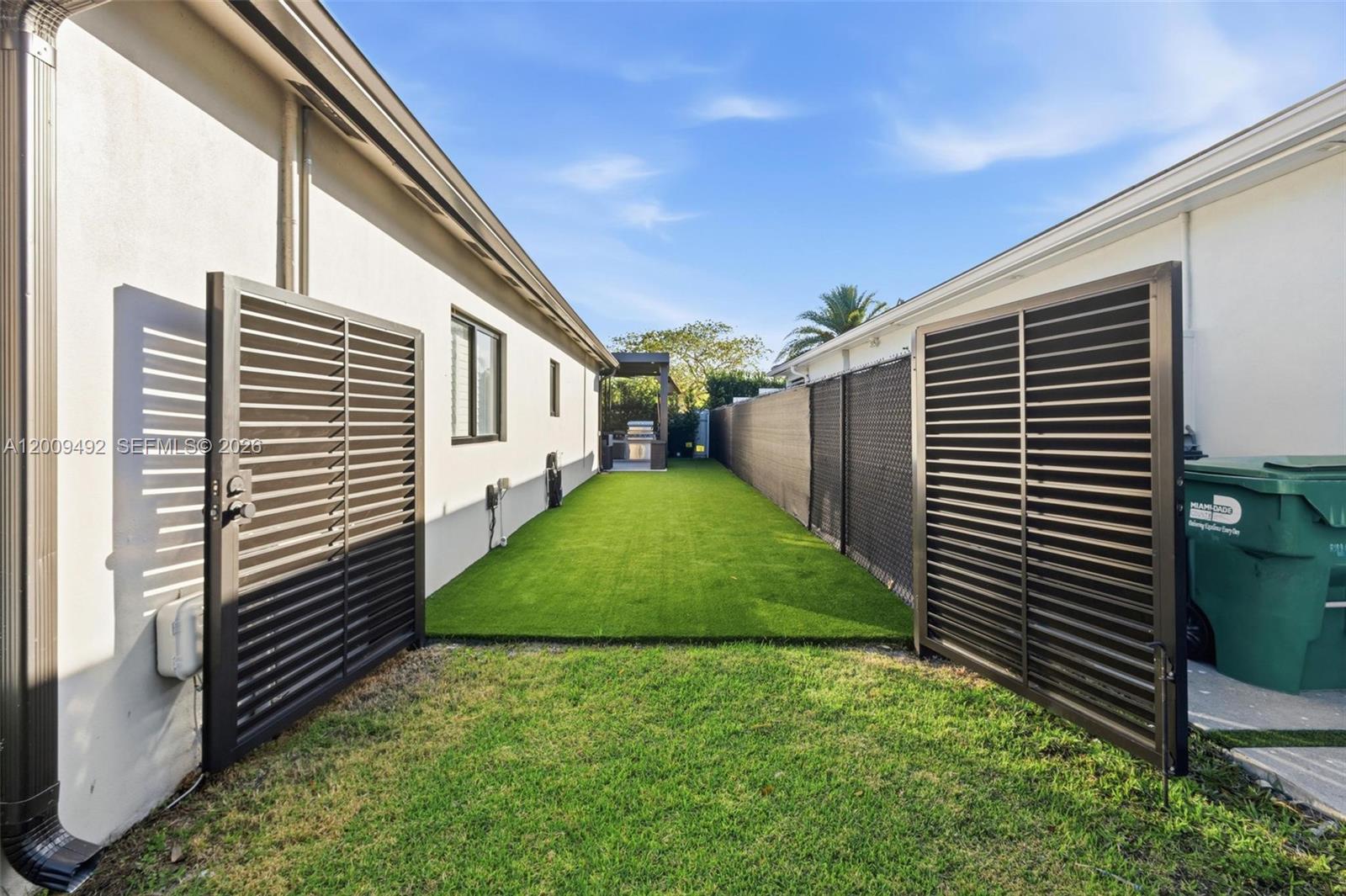 16314 Southwest 57th Street Miami, FL 33193 - Photo 34 of 42