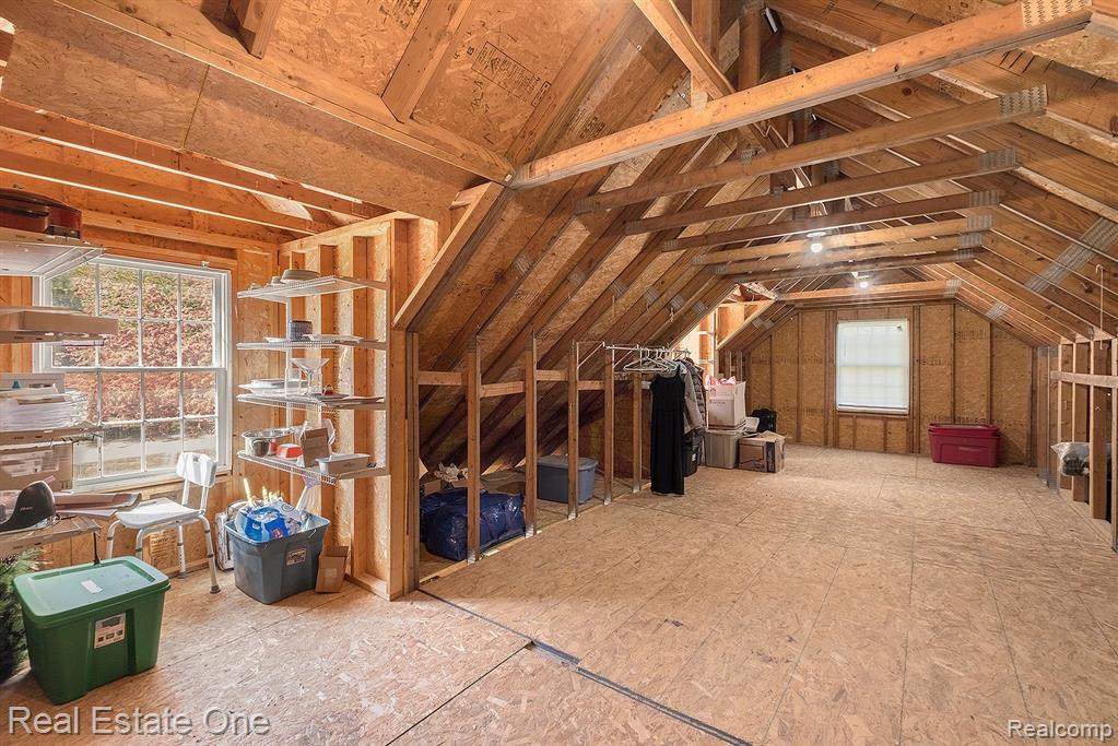 1526 Sexton Road Howell, MI 48843 - Photo 28 of 39