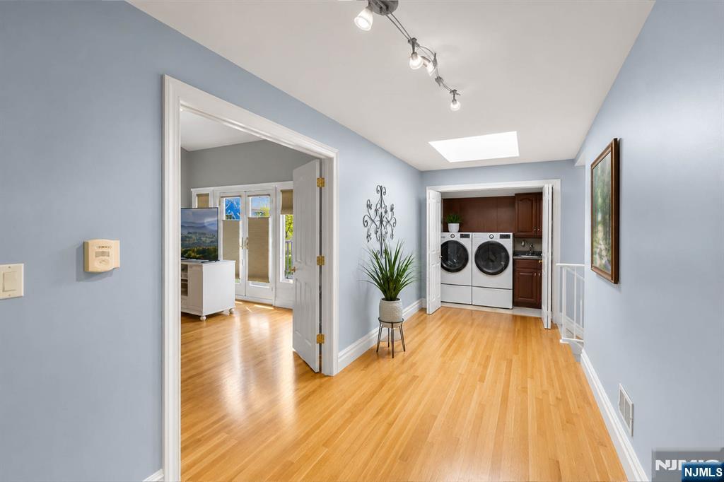 290 Dunkerhook Road Paramus, NJ 07652 - Photo 22 of 50